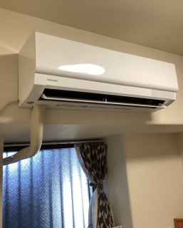 東芝　ルームエアコン　RAS-2214TM 施工後