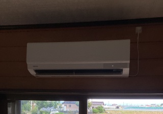 東芝　ルームエアコン　AIRCON-2016-06-KJ 施工後