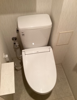 LIXIL トイレ TSET-AZ8-WHI-0 施工後