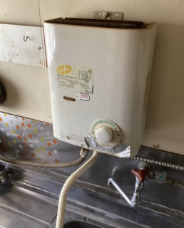 ノーリツ　瞬間湯沸器　GQ-541MW-13A-KJ 施工前