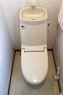 TOTO　トイレ　TSET-B5-IVO-1 施工前