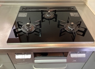 ハーマン　ビルトインコンロ　DG32V3VP1SV-13A-KJ 施工後