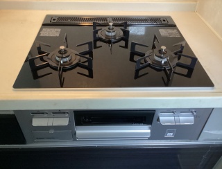 ハーマン　ビルトインコンロ　DG32V3VP1SV-13A-KJ 施工後
