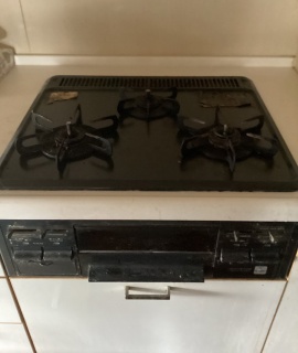 ハーマン　ビルトインコンロ　DG32T1VQ1SV-13A-KJ 施工前