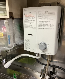 リンナイ　瞬間湯沸器　RUS-V51XTB-WH-13A 施工後