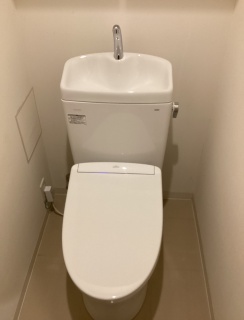 TOTO　トイレ　TSET-QRS1-WHI-1 施工後