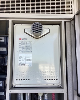 ノーリツ　ガス給湯器　BSET-N4-055-T-13A-20A 施工前