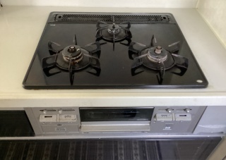 ハーマン　ビルトインコンロ　DG32V3VP1SV-13A-KJ 施工前