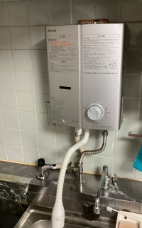 リンナイ　瞬間湯沸器　RUS-V51XTB-SL-13A-KJ 施工後