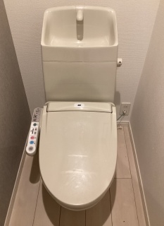 パナソニック　トイレ　TSET-AS1-WHI 施工前