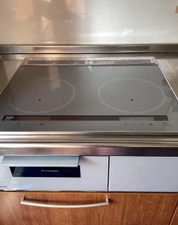 パナソニック　IHクッキングヒーター　KZ-A1W6S-KJ 施工後