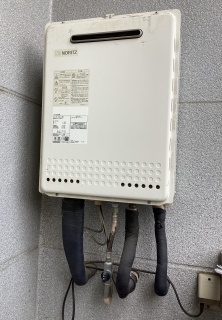 ノーリツ　ガス給湯器　BSET-N4-055-LPG-20A 施工前