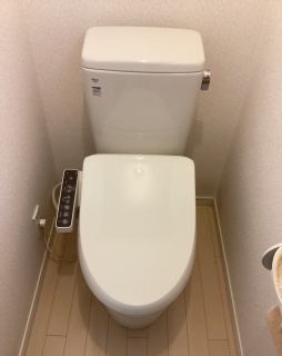ＬＩＸＩＬ　トイレ　TSET-AZ2-IVO-0 施工後