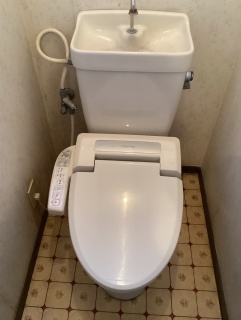 LIXIL　トイレ　TSET-AZ4-WHI-0-R 施工前