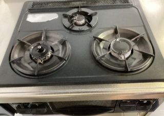 リンナイ　ビルトインコンロ　RS31W36T2RVW-13A-KJ 施工前