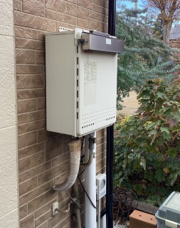 ノーリツ　ガス給湯器　BSET-N4-055-13A-20A 施工前