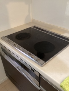 パナソニック　IHクッキングヒーター　KZ-A1T6S-KJ 施工前