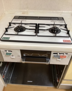 リンナイ　ビルトインコンロ　RHS21W40P38YGWW-13A-KJ 施工後