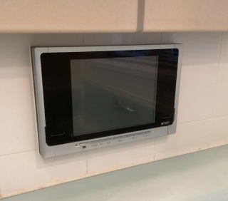 ツインバード　浴室テレビ　VB-BB161B 施工前