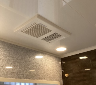 マックス　浴室換気乾燥暖房器　BS-161H-2-KJ 施工後