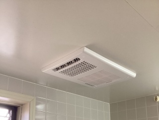 マックス　浴室換気乾燥暖房器　BS-161H-2-KJ 施工後
