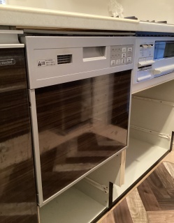 三菱　食器洗い乾燥機　EW-45R3B-KJ 施工前