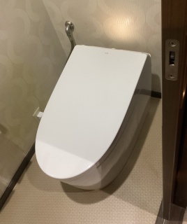 TOTO　トイレ　TSET-NEA2-WHI-R 施工後