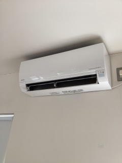日立　ルームエアコン　RAS-MJ5625D-W-KJ 施工後