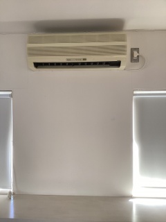 日立　ルームエアコン　RAS-MJ5625D-W-KJ 施工前