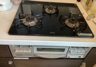 リンナイ　ビルトインコンロ　RS31W36T2RVW-13A-KJ 施工前