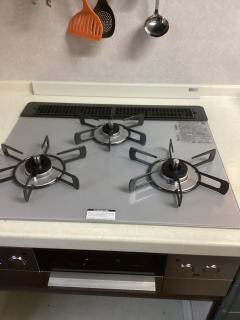リンナイ　ビルトインコンロ　RHS31W42J4RSTW-13A 施工後