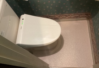 TOTO　トイレ　TSET-QR5-IVO-1-R 施工後