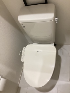 ＬＩＸＩＬ　トイレ　TSET-AZ3-IVO-0 施工後