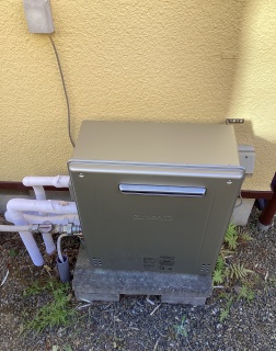 ノーリツ　ガス給湯器　GT-C2472SAR-1-BL-13A-20A 施工後