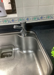 トクラス　アルカリイオン整水器　OHA23Y-501-KJ 施工前