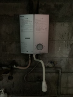 リンナイ　瞬間湯沸器　RUS-V51XTB-SL-13A 施工後