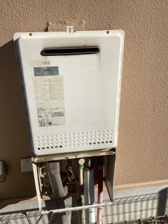 ノーリツ　ガス給湯器　BSET-N0-055-13A-20A 施工前