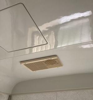 TOTO　浴室換気乾燥暖房器　TYB3111GAS-KJ 施工前