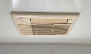 ノーリツ　ガス温水式浴室乾燥機　BDV-3307AUKNSC-J3-BL 施工前