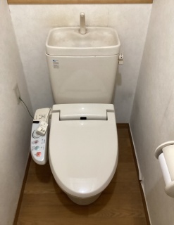 ＬＩＸＩＬ　トイレ　CONSTRUCTION-TOILET 施工前