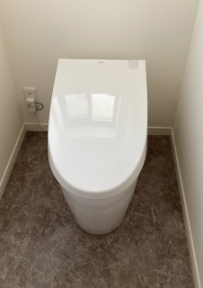 TOTO　トイレ　CES9720-NW1 施工前