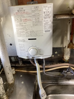 パロマ　瞬間湯沸器　PH-5BN-13A 施工前
