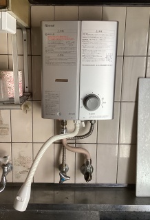 リンナイ　瞬間湯沸器　RUS-V51XTB-SL-13A 施工後