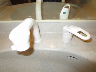 三栄 　洗面水栓