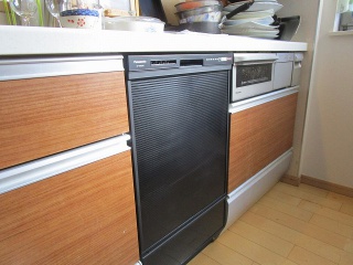 パナソニック　食器洗い乾燥機　NP-45RD9K-KJ-N