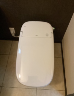 LIXIL　トイレ　TSET-STG8-WHI
