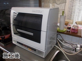 パナソニック　卓上食器洗い乾燥機　NP-TR6-W